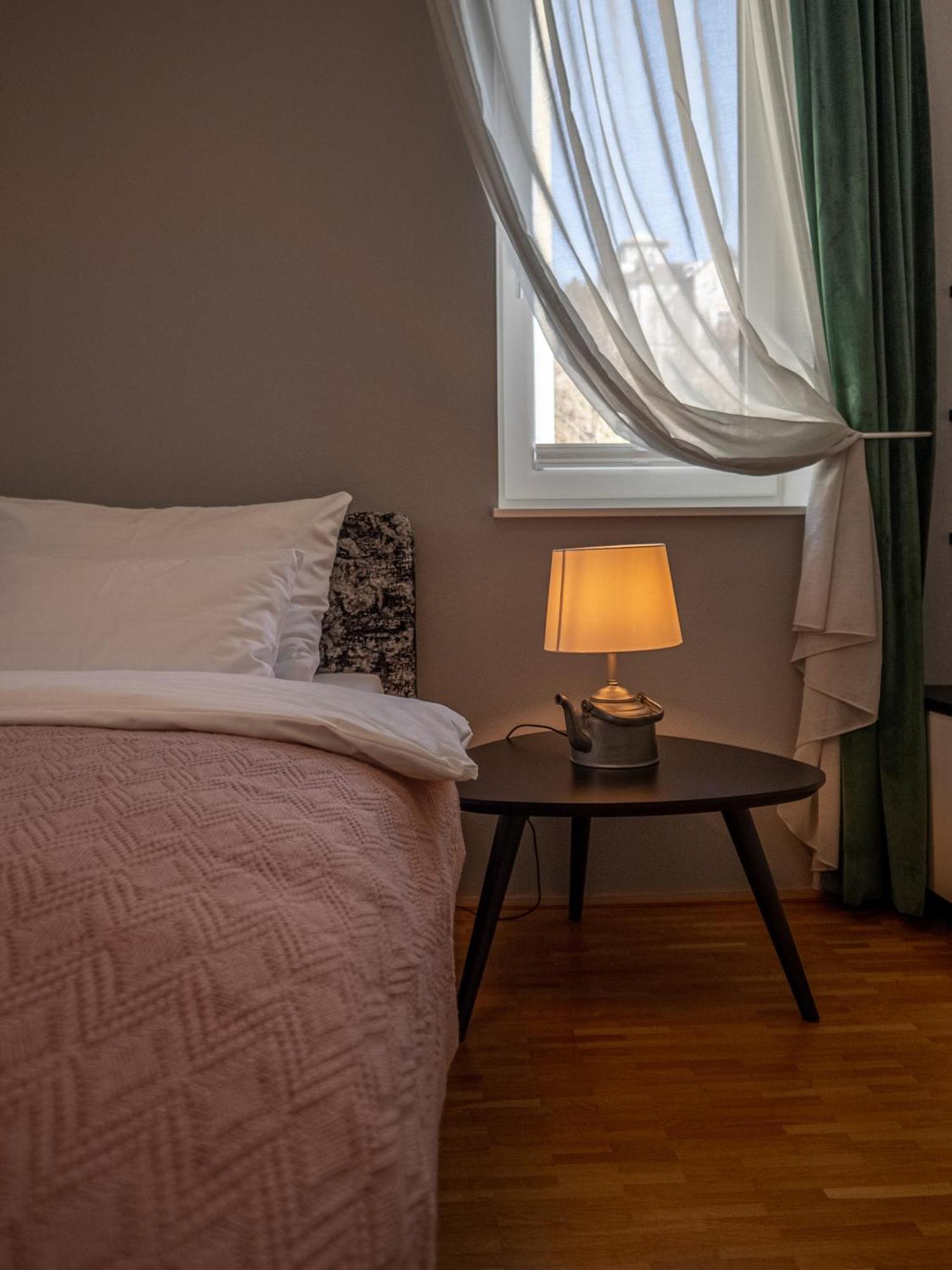 LOIDLs GUESTHOUSE Traunkirchen Extérieur photo