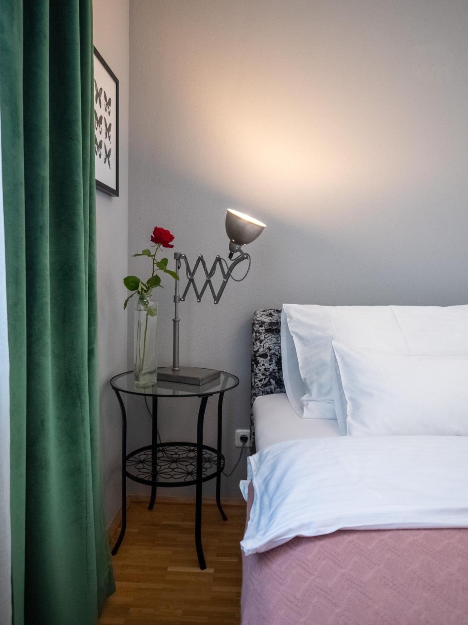 LOIDLs GUESTHOUSE Traunkirchen Extérieur photo